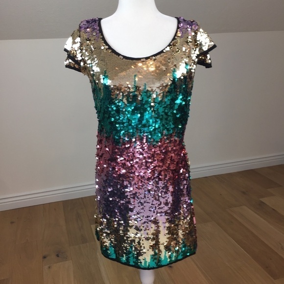 NEW Verty Multi Sequin Stretchy Mini Dress - Picture 1 of 8